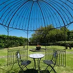 Quinta Morazes 아파트